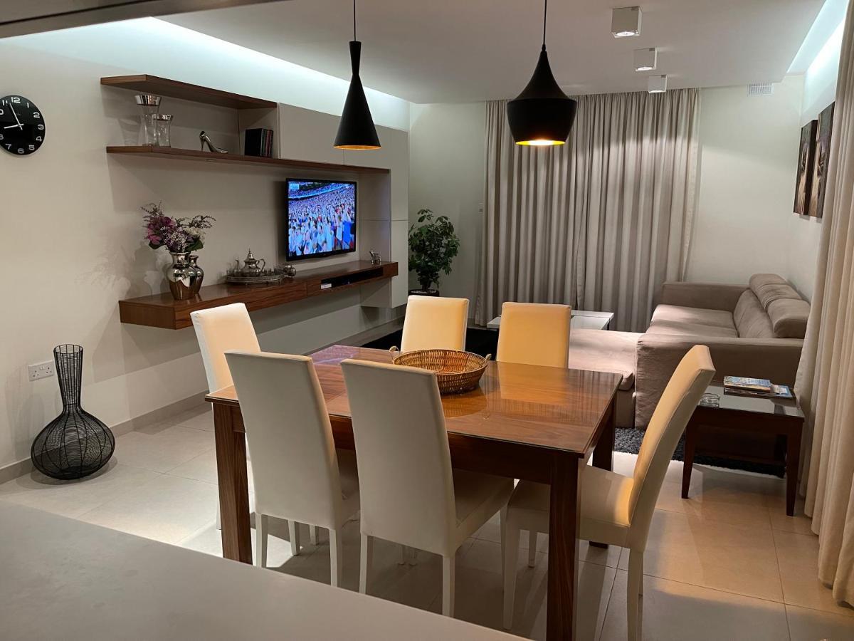 Deluxe Apartment With Pool In The Heart Of St Pauls Bay St. Paul's Bay Dış mekan fotoğraf