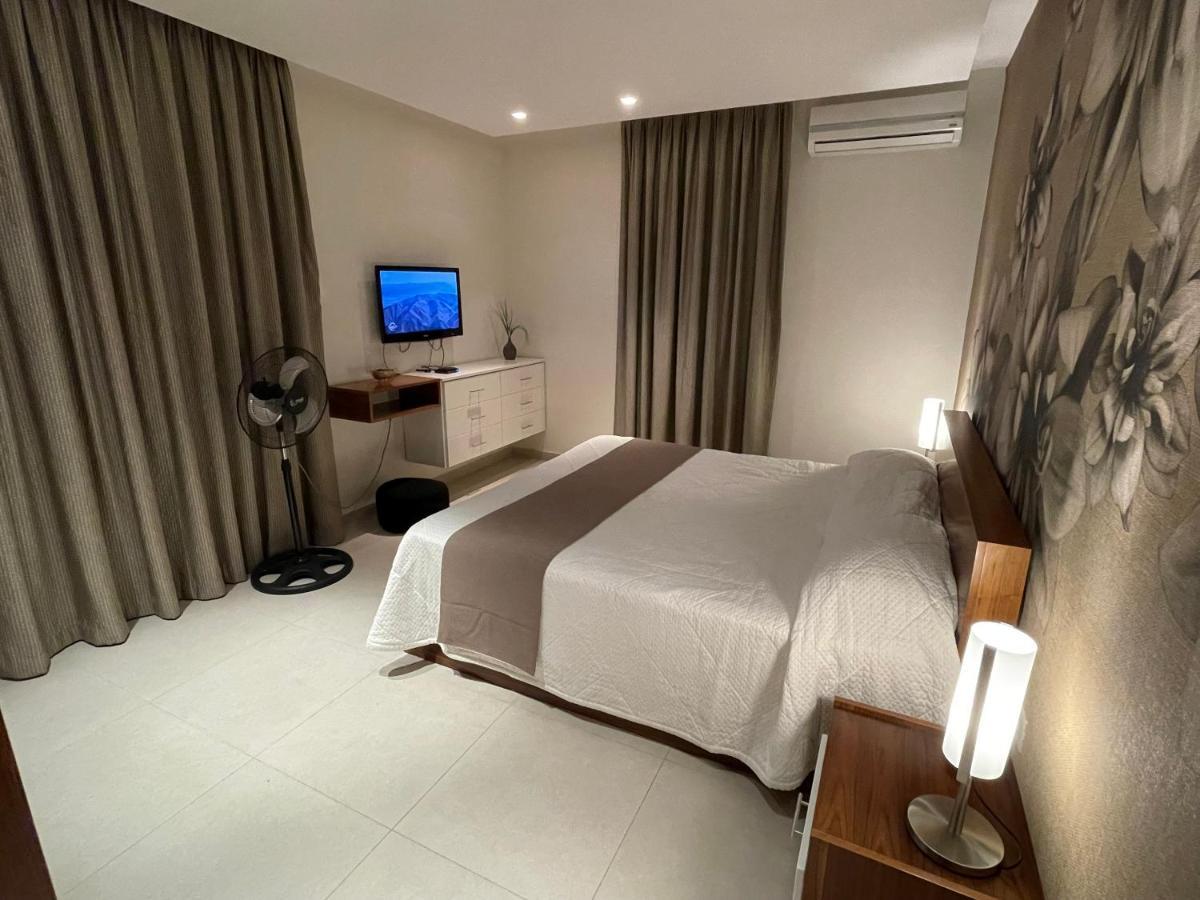 Deluxe Apartment With Pool In The Heart Of St Pauls Bay St. Paul's Bay Dış mekan fotoğraf